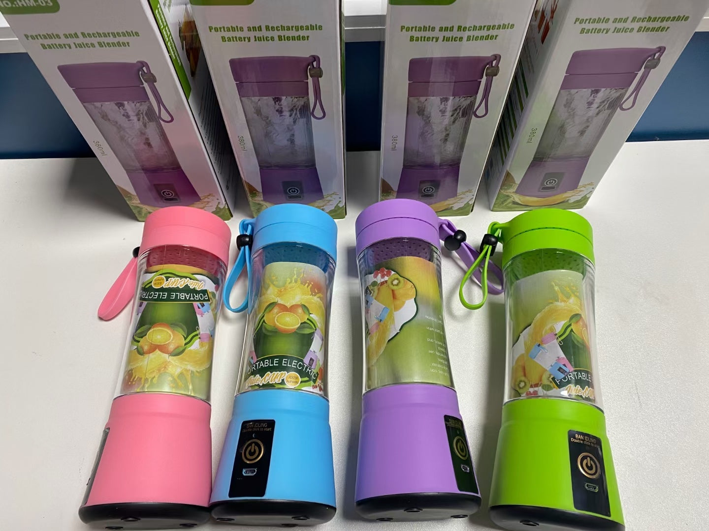 Mixrion USB Mini Blender – Portable Smoothie & Juice Maker